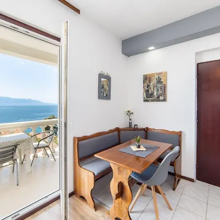 Apartament Apartments More Brist